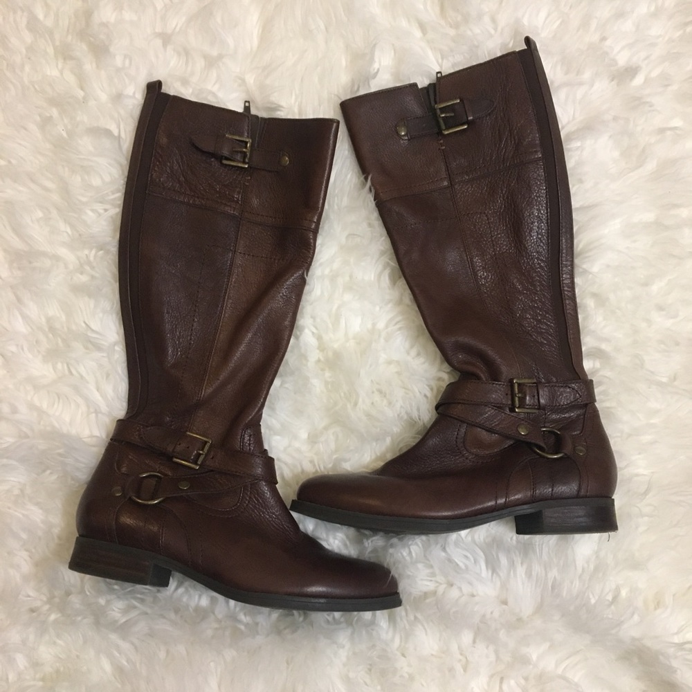 Riding boots